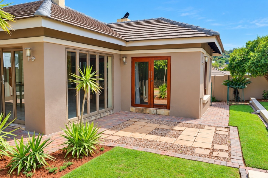 3 Bedroom Property for Sale in Wilkoppies North West